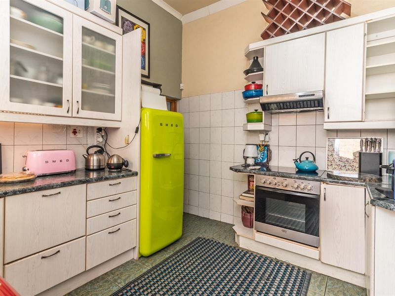 House For Sale in Observatory, Cape Town - Photo 6