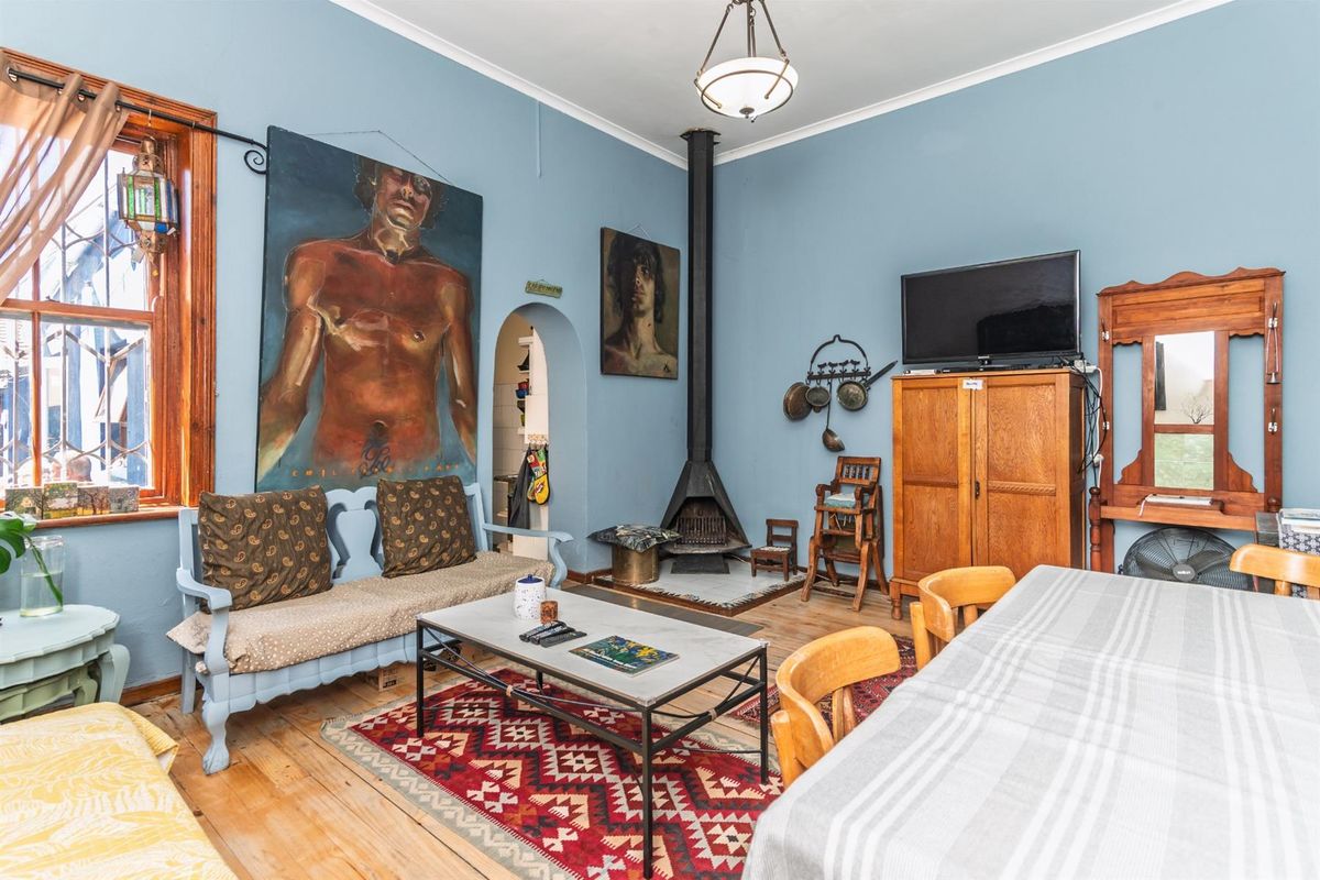 House For Sale in Observatory, Cape Town - Photo 2