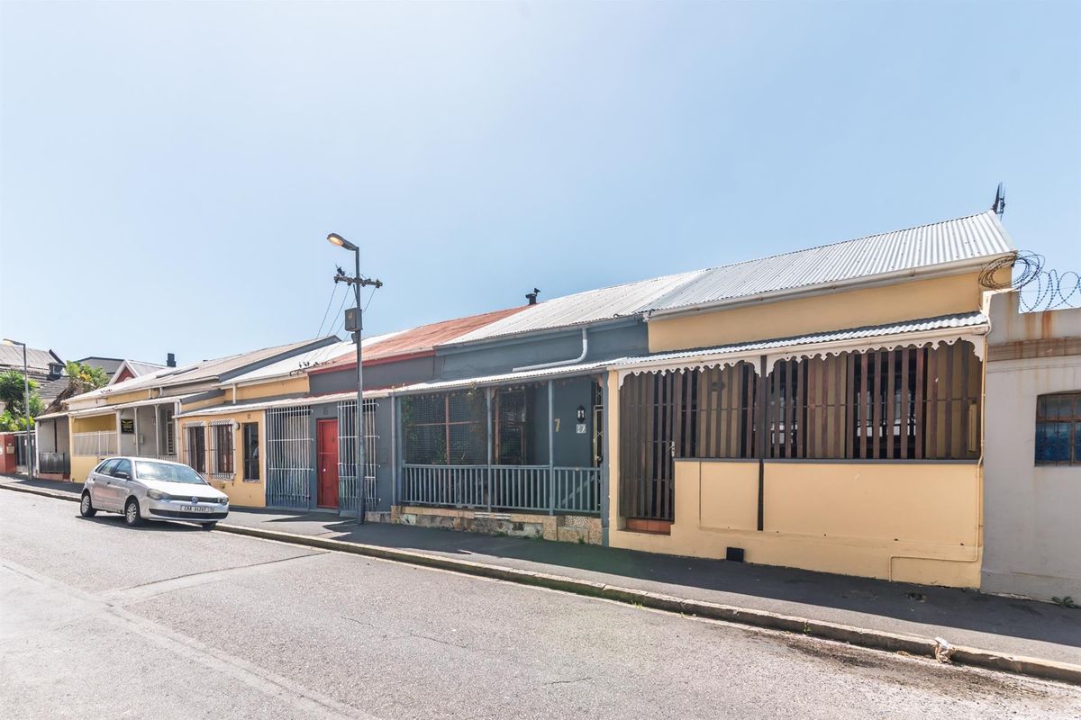 House For Sale in Observatory, Cape Town - Photo 3