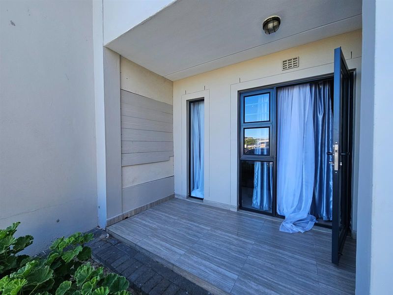 Apartment To Rent in Parklands North, Blouberg - Photo 7