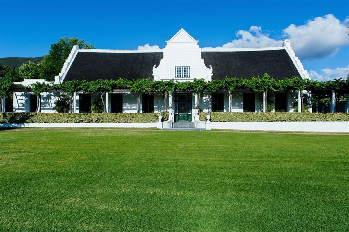 Linton Park Wine Estate - A Rare South African Historical Wine Legacy - Photo 3