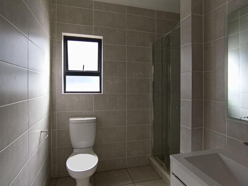 Live the Lifestyle - 1 Bedroom Apartment in The Blyde Riverwalk Estate, Pretoria East - Photo 10