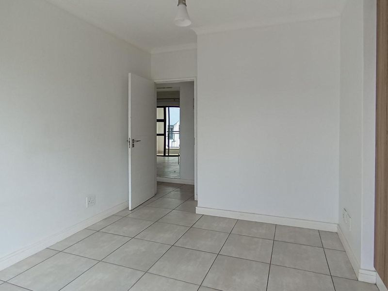 Live the Lifestyle - 1 Bedroom Apartment in The Blyde Riverwalk Estate, Pretoria East - Photo 7