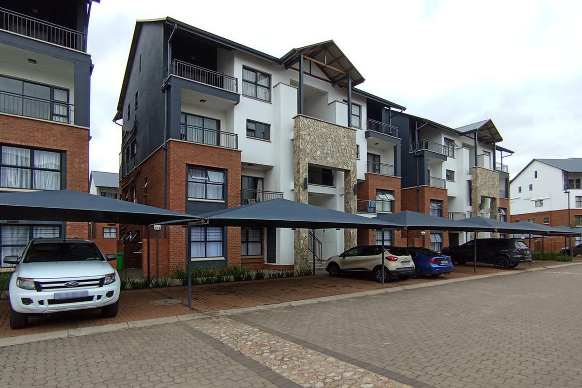 Live the Lifestyle - 1 Bedroom Apartment in The Blyde Riverwalk Estate, Pretoria East - Photo 3