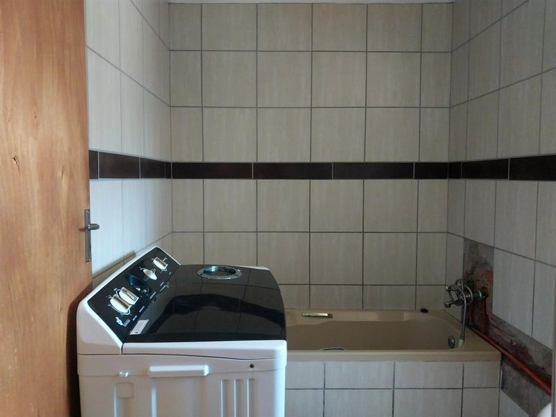 3 Bedroom House For Sale in Heidelberg - Photo 10