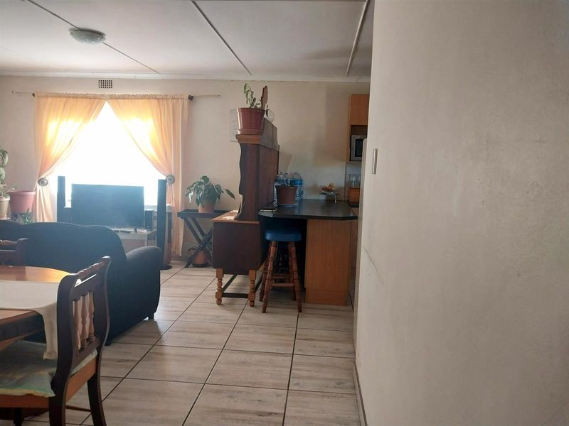 3 Bedroom House For Sale in Heidelberg - Photo 8