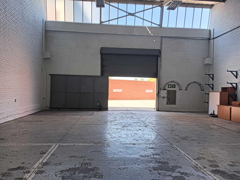 Maximize Your Reach: Premier High-Traffic Commercial Hub on George Street - Photo 10