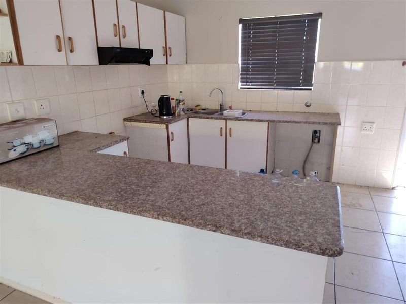 A Charming Home in a Secure Gated Estate, Pietermaritzburg - Photo 6