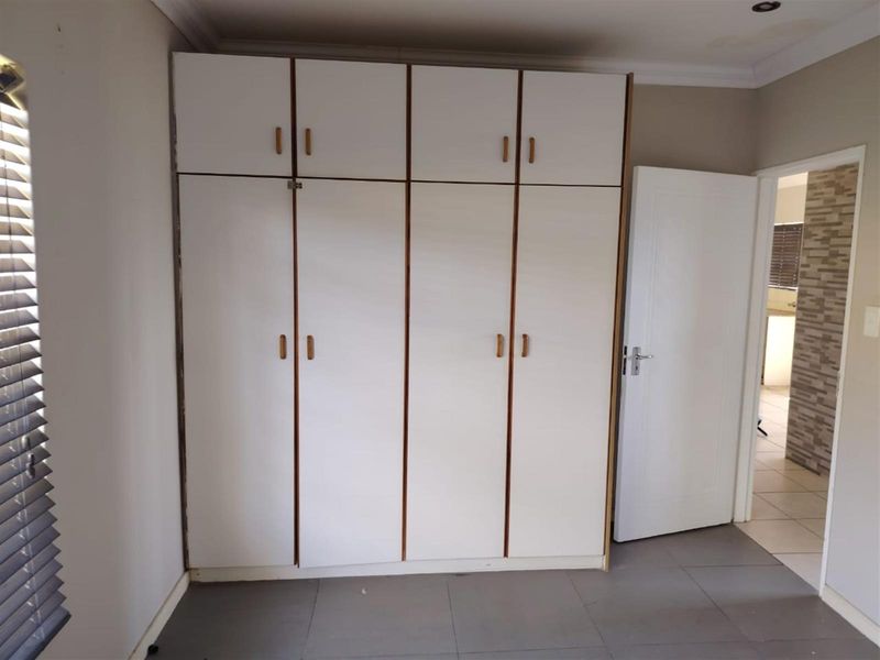 A Charming Home in a Secure Gated Estate, Pietermaritzburg - Photo 9