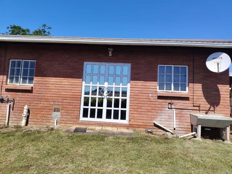 A Charming Home in a Secure Gated Estate, Pietermaritzburg - Photo 2