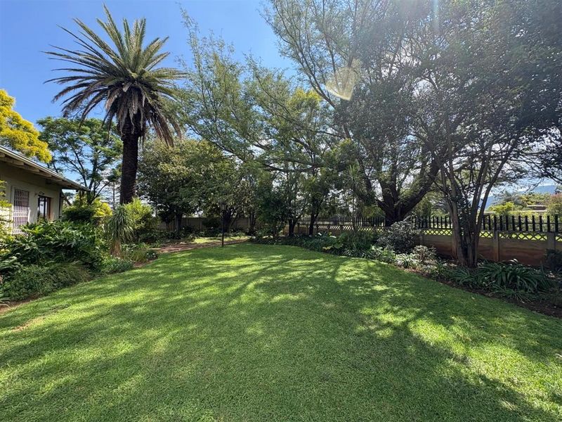 5- Bedroom House For Sale in Utrecht, KwaZulu Natal - Photo 6
