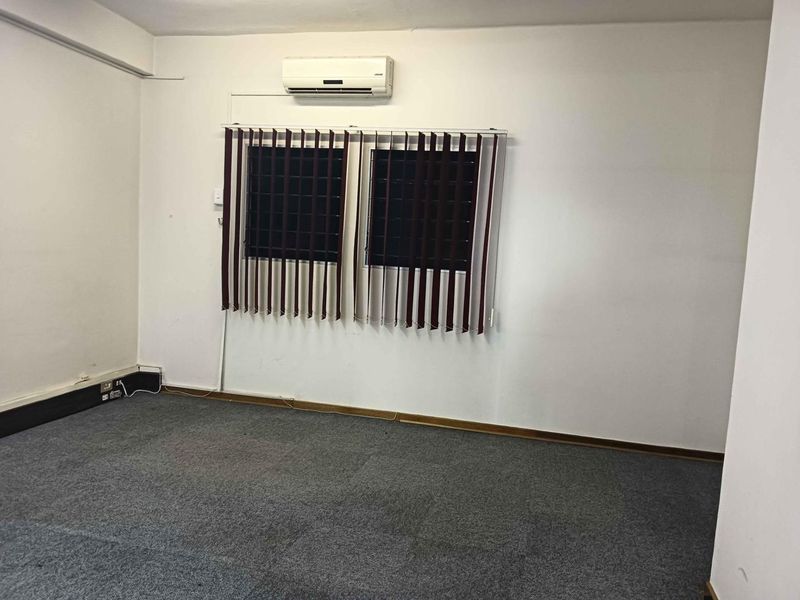 Prime Commercial Real Estate: High-Visibility Landmark on George Str in Kimberley Central, Kimberley - Photo 7