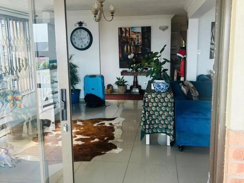 3 Bed Townhouse To Rent in Umhlanga, KwaZulu Natal - Photo 8