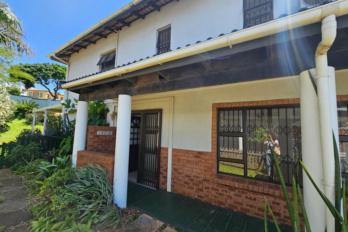 3 Bed Townhouse To Rent in Umhlanga, KwaZulu Natal - Photo 4