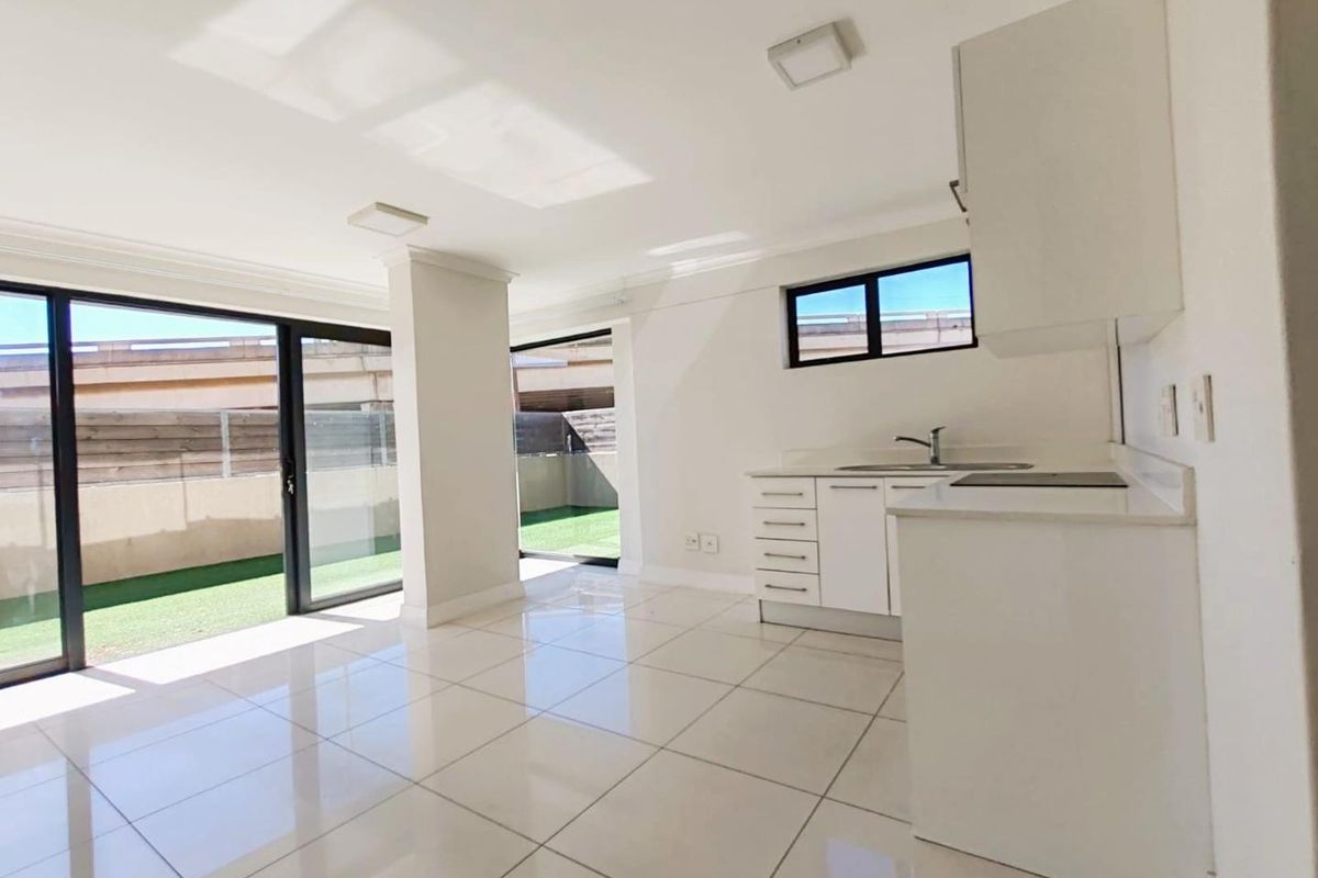 Apartment For Sale in Zonnebloem, Cape Town - Photo 4