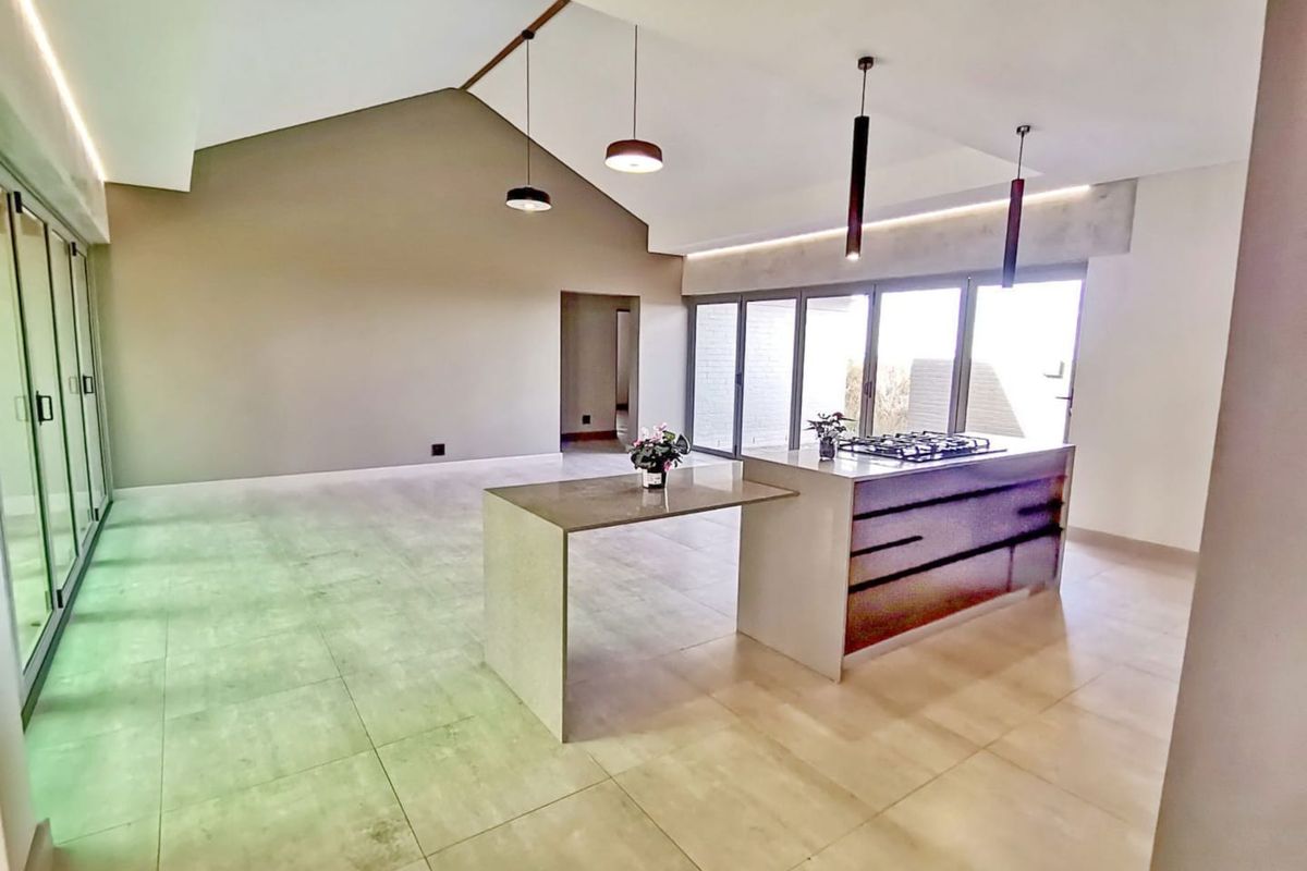 Stylish Coastal Family Home within Secure Estate! - Photo 4