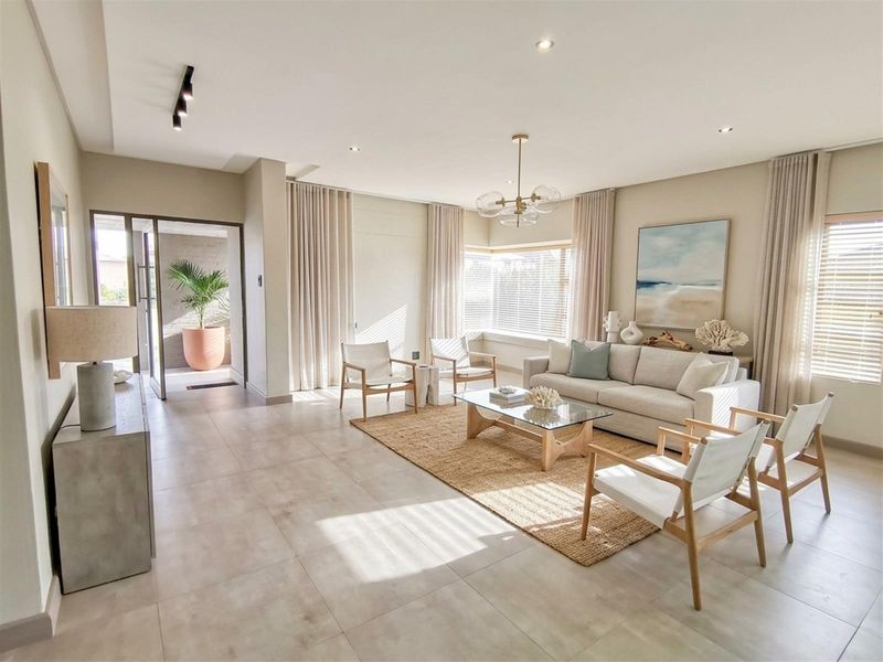Stylish Coastal Family Home within Secure Estate! - Photo 7