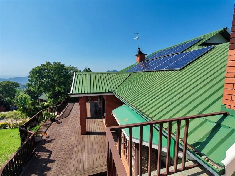 Modern Family Home with Flatlet, Pool and Greenbelt Views in Sought-After Estate - Photo 2