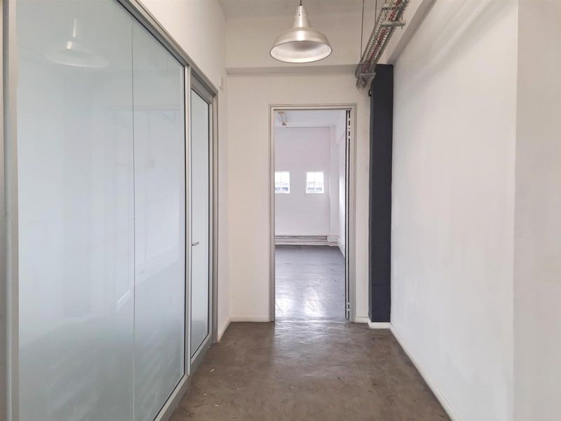 41m2 Office in Woodstock Exchange - Photo 5