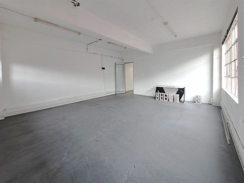 41m2 Office in Woodstock Exchange - Photo 3
