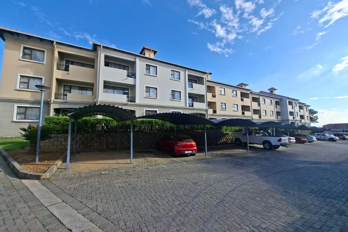 Apartment For Sale in Grand Central, Midrand - Photo 2