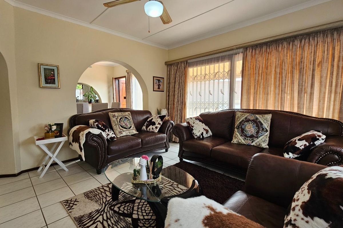 Coastal Convenience Meets Comfortable Living in Margate - Photo 5
