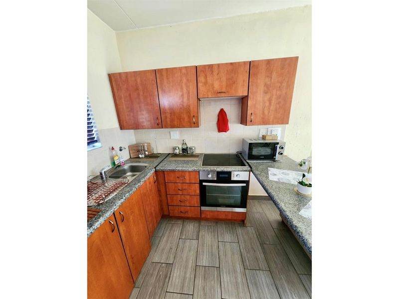 Apartment For Sale in Greenstone Hill, Edenvale - Photo 9