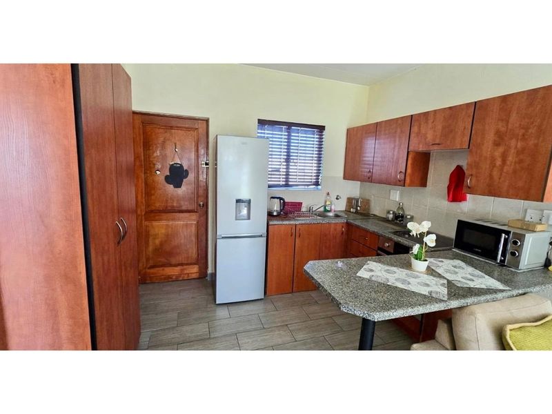 Apartment For Sale in Greenstone Hill, Edenvale - Photo 3