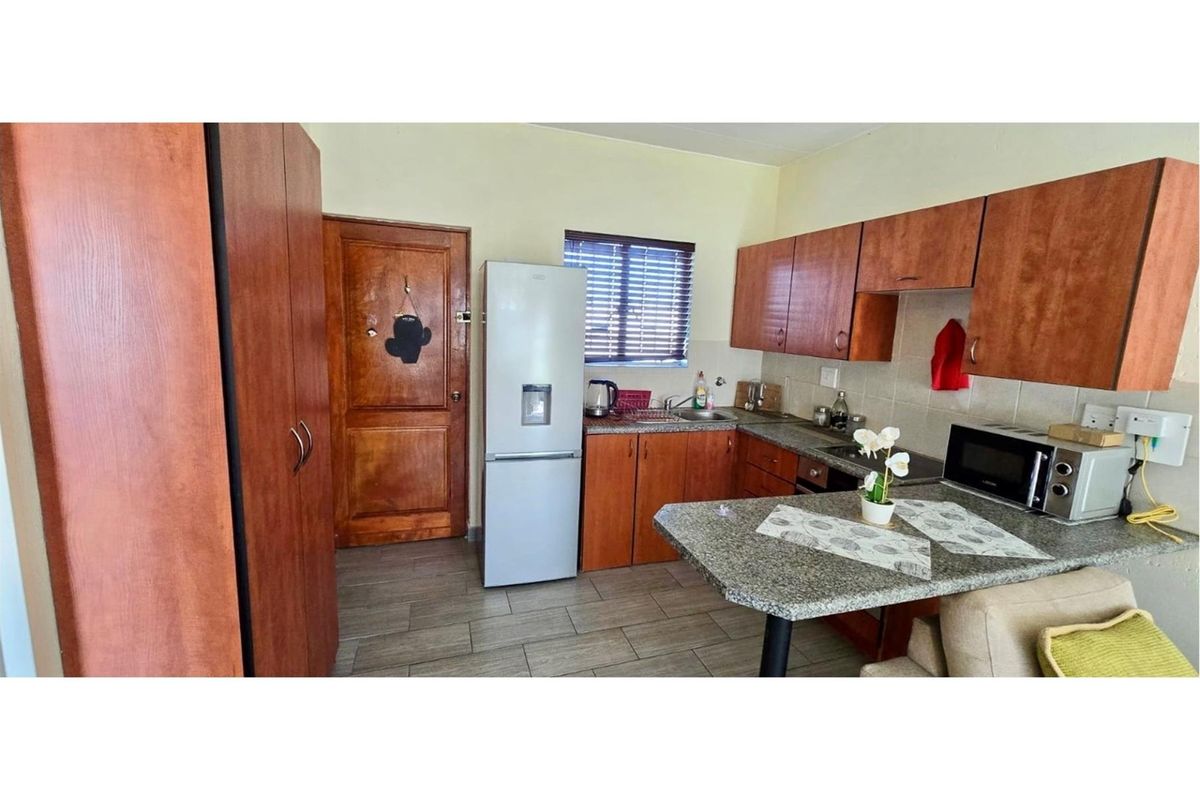 Apartment For Sale in Greenstone Hill, Edenvale - Photo 3