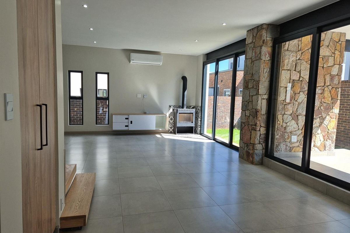3 Bedroom Double-Storey Home with Solar Power in Helderzicht Eco Estate, Potchefstroom, North West - Photo 3