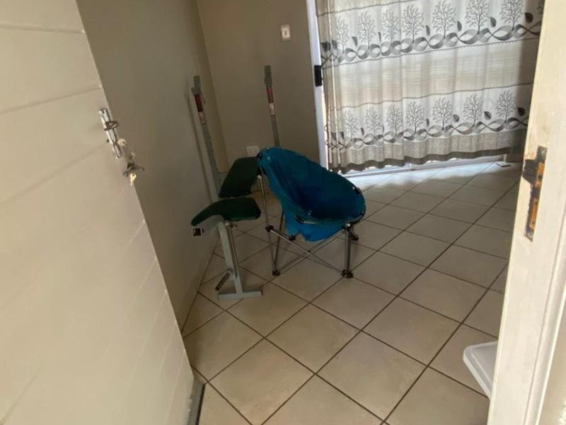 3 Bedroom House to Rent in Glenway Estate, Pretoria - Photo 9