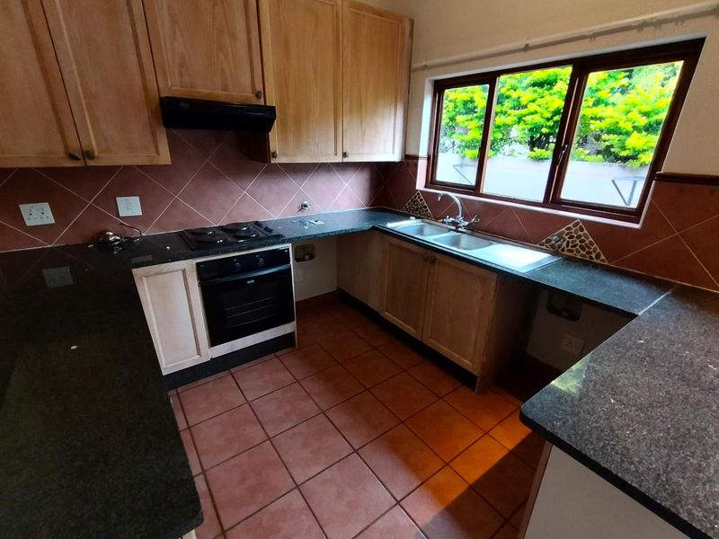 Townhouse For Sale in Eco Park Estate, Highveld, Centurion - Photo 8