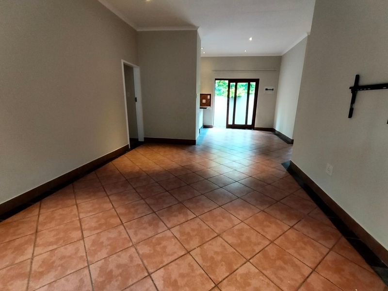 Townhouse For Sale in Eco Park Estate, Highveld, Centurion - Photo 5