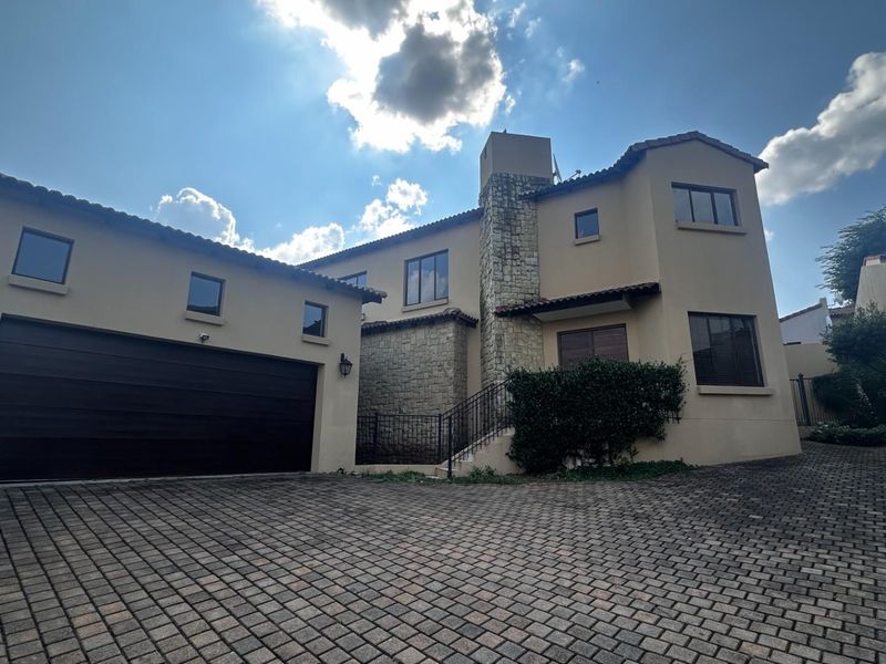 4 Bedroom House to Rent in Waterkloof Golf Estate, Sterrewag, Pretoria - Photo 2
