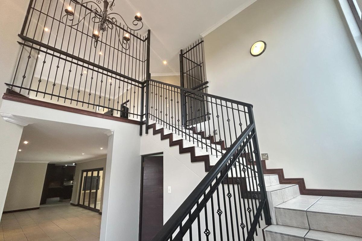 4 Bedroom House to Rent in Waterkloof Golf Estate, Sterrewag, Pretoria - Photo 3