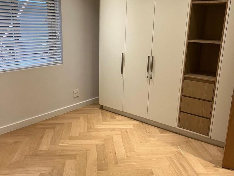 WHERE RESIDENCIAL COMFORT MEETS RETAIL CONVENIENCE - Photo 10