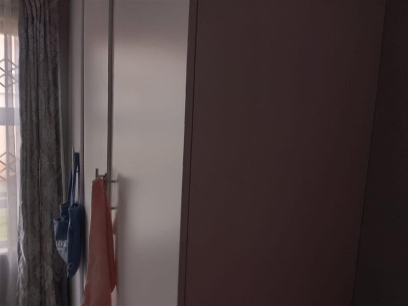 Two Bedroom Apartment For Sale in Groblerpark, Roodepoort - Photo 10