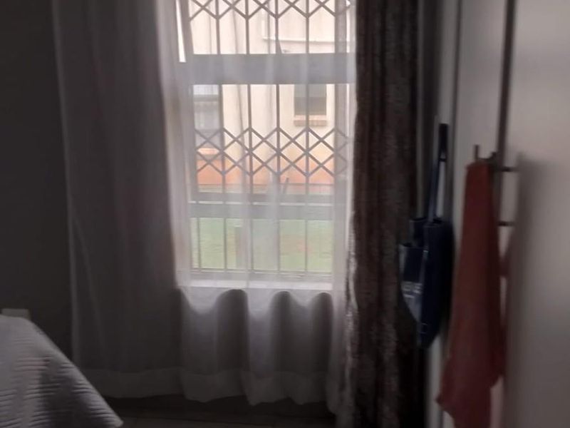 Two Bedroom Apartment For Sale in Groblerpark, Roodepoort - Photo 9