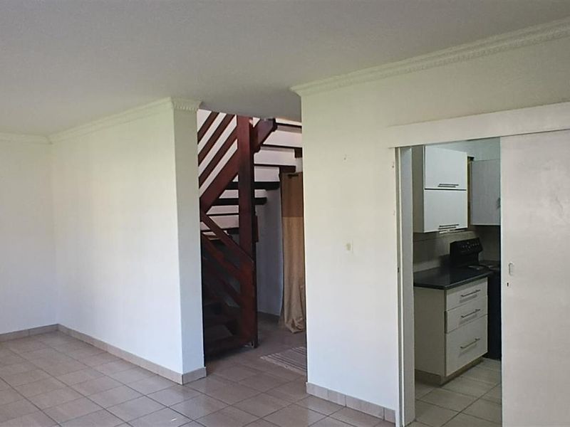 3 Bedroom Duplex to Rent in Meer En See, Richards Bay, KwaZulu Natal - Photo 6