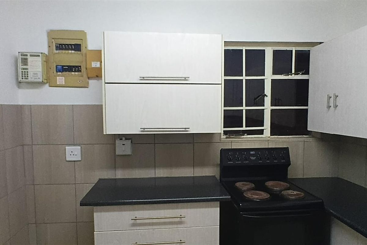 3 Bedroom Duplex to Rent in Meer En See, Richards Bay, KwaZulu Natal - Photo 2