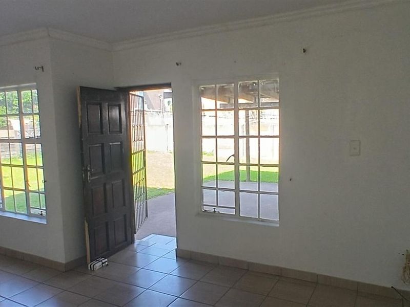 3 Bedroom Duplex to Rent in Meer En See, Richards Bay, KwaZulu Natal - Photo 5