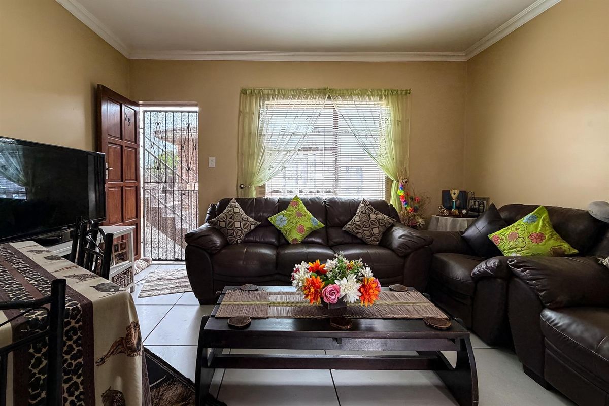 Well-Maintained Apartment for Sale in Scheepershoogte | Listed by Danté Koen, eXp Realty - Photo 5