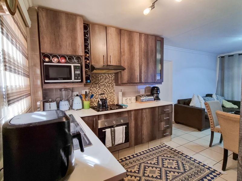 Apartment For Sale in Witfield, Boksburg - Photo 2