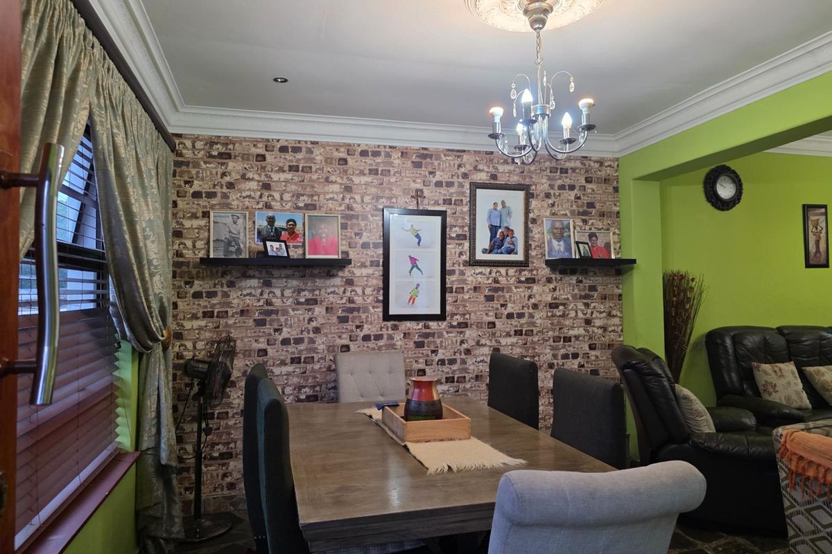 House For Sale in Brandwood, Kuils River - Photo 2