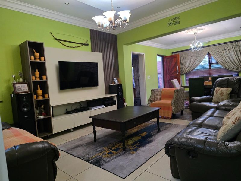 House For Sale in Brandwood, Kuils River - Photo 4