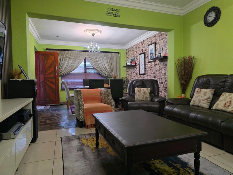 House For Sale in Brandwood, Kuils River - Photo 5