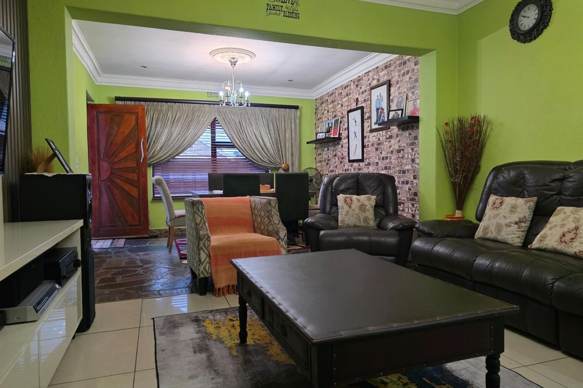 House For Sale in Brandwood, Kuils River - Photo 5
