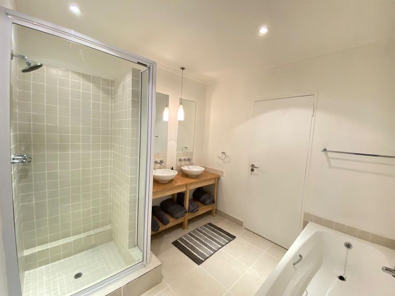 2-Bedroom Apartment To Rent in Morningside, Sandton - Photo 7