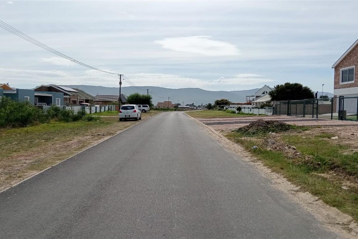 1179m2 Coastal Sanctuary in Fisherhaven - Prime Investment Opportunity - Photo 2