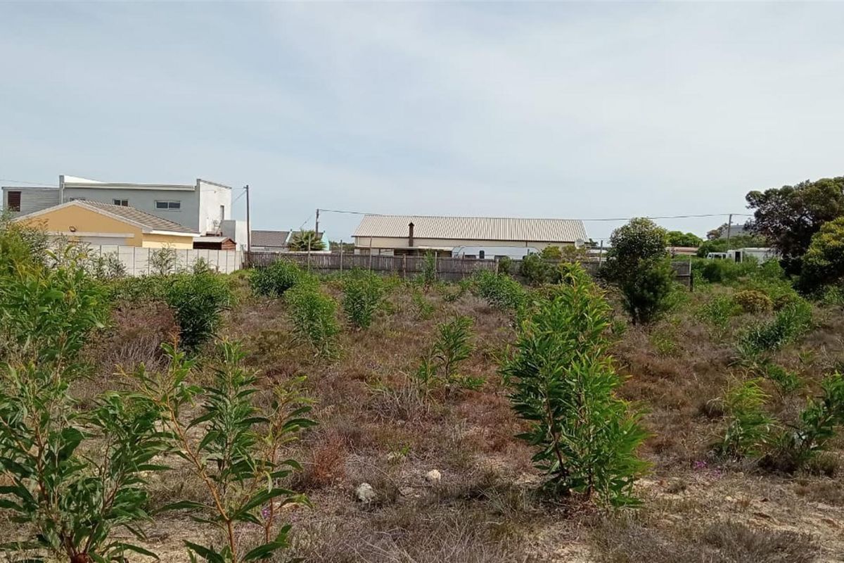 1179m2 Coastal Sanctuary in Fisherhaven - Prime Investment Opportunity - Photo 3